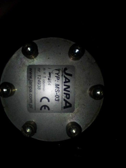 sprzedam silnik do podajnika besel 0,12kw