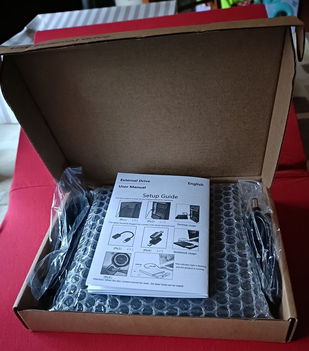 Leitor de CD e DVD portátil64584924057730123