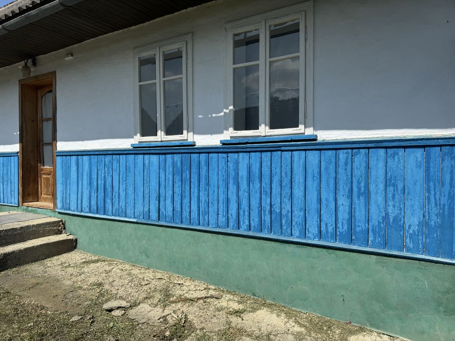 Продам будинок село Дубове поруч місто Чернівці