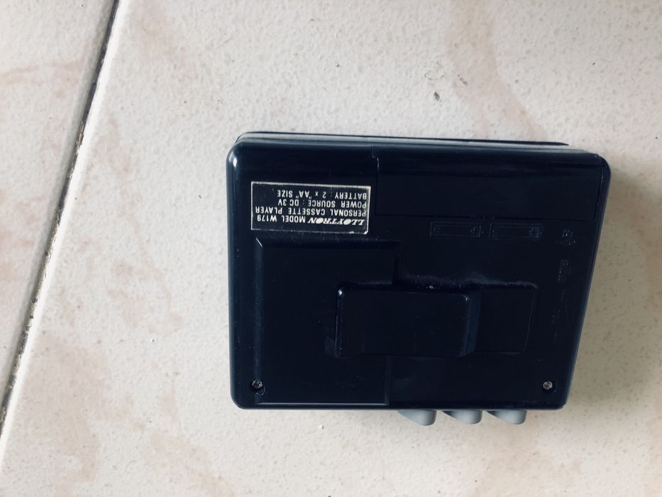 Walkman cassette player does not work64730235220865122