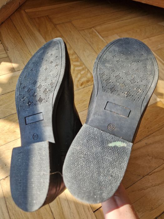 Sztyblety czarne skórzane rozmiar 39