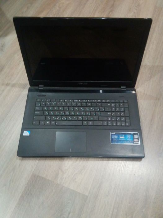 Продам ноутбук Asus X75A.