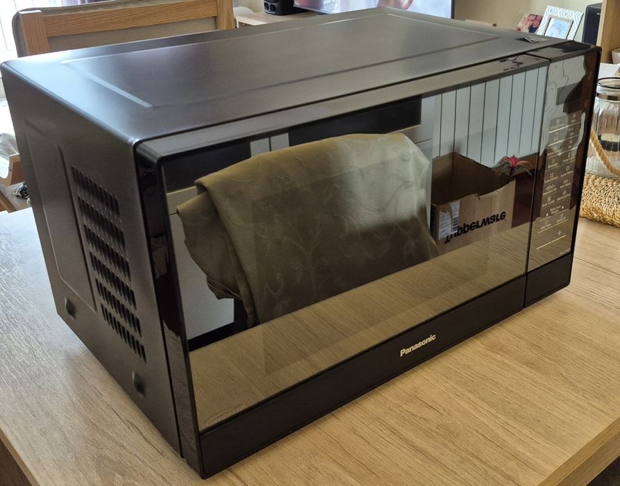 Microondas Panasonic 31L 1000W