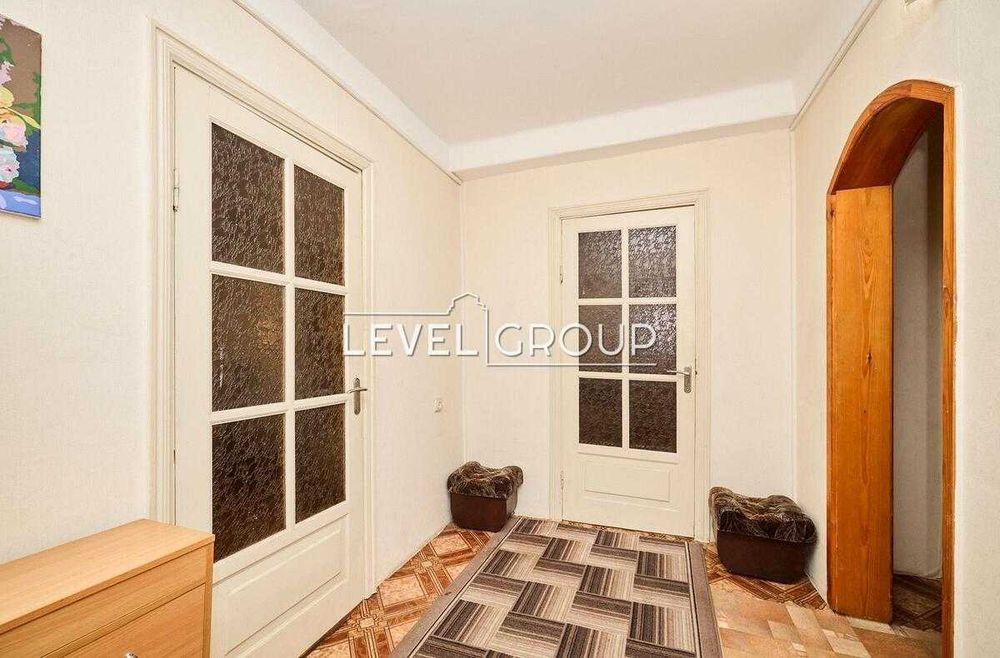 Продаж 3-кімнатна квартира Лісовий масив | Лісова| Чернігівська Юность