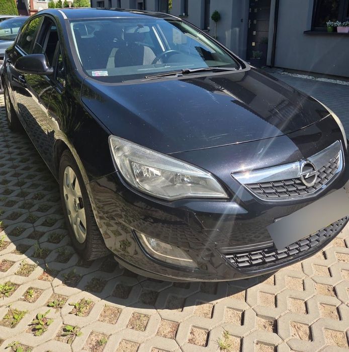 Opel Astra Opel Astra J 1.7 CDTI • Ekonomiczny diesel • Zadbane wnętrze