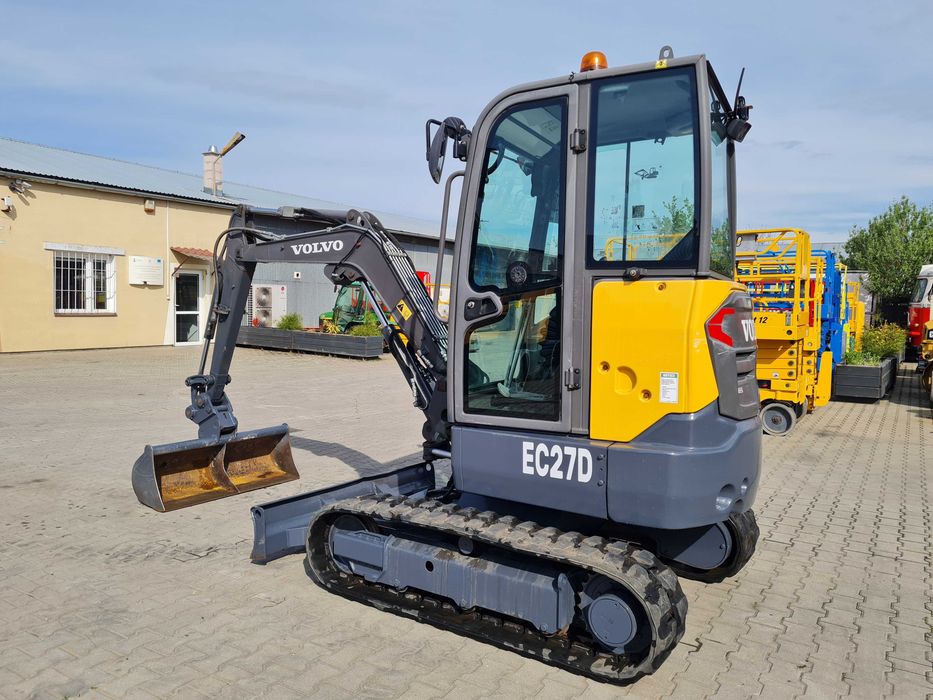Minikoparka VOLVO EC27D, rok 2018