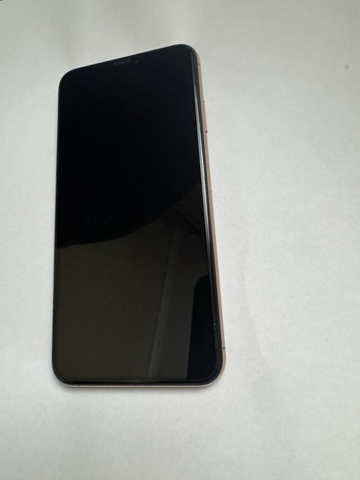 Продам iPhone XS Max