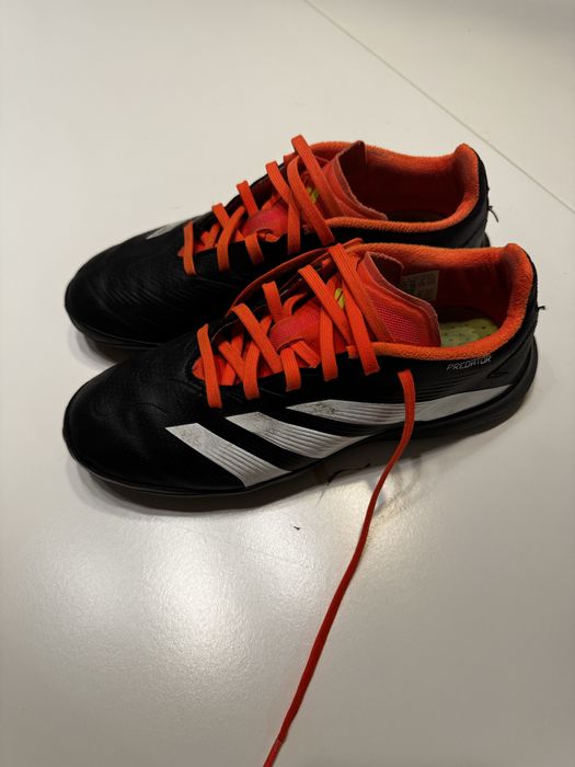 Chuteiras Adidas Predator nº36