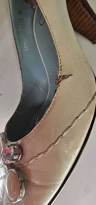 Buty czółenka jasne