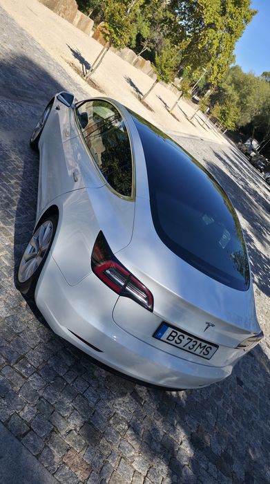 Tesla standard range 325cv — photo 4
