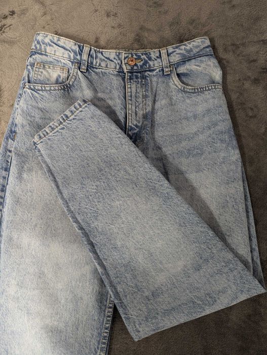 Джинси Mom's жіночі Bershka