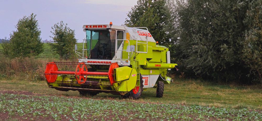 Свіжопривезений комбайн зернозбиральний Claas dominator 88