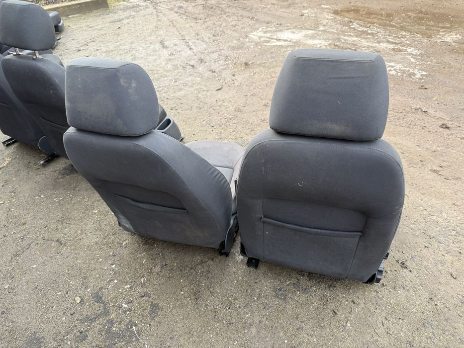 Сидіння шкода октавія а5 сиденья octavia a5 крісло салон сідушки skoda