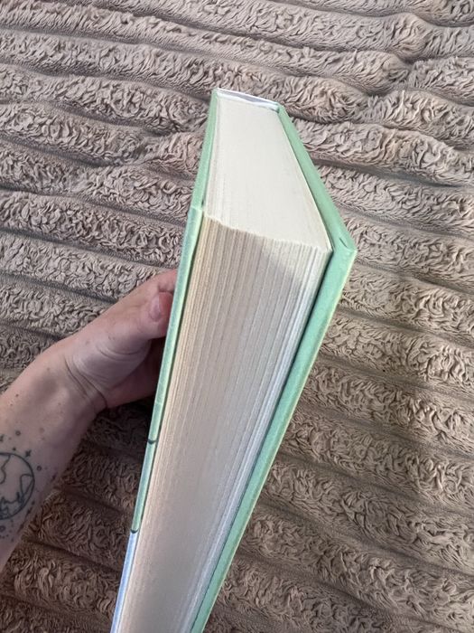 Елль Кеннеді «Угода»