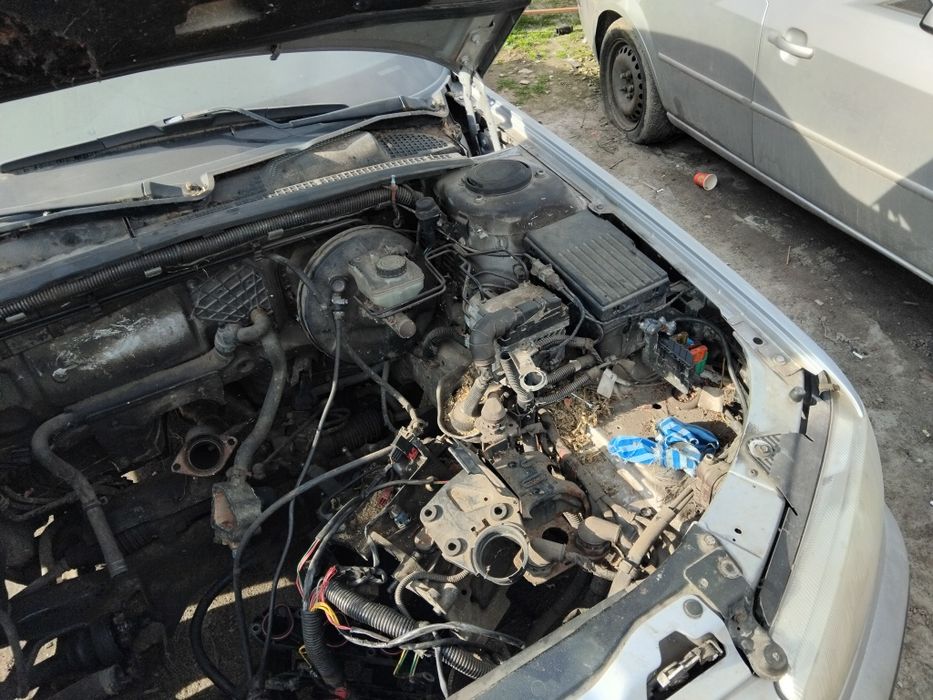 Пежо 406 1.8 бенз. Не на ходу.