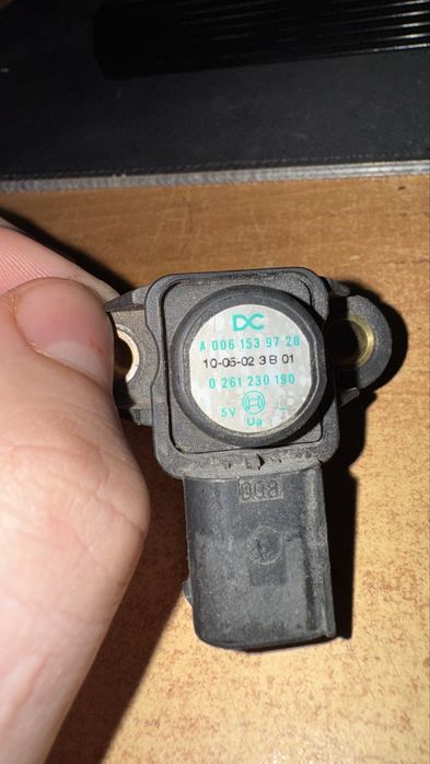 A0061539728 Mercedes датчик давления во впускном коллекторе