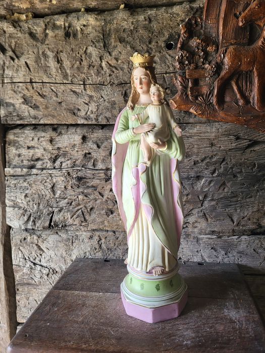 Figurka Maryja Królowa biskwit Matka Boża