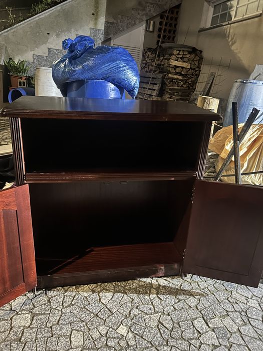 Movel madeira (com marcas uso)