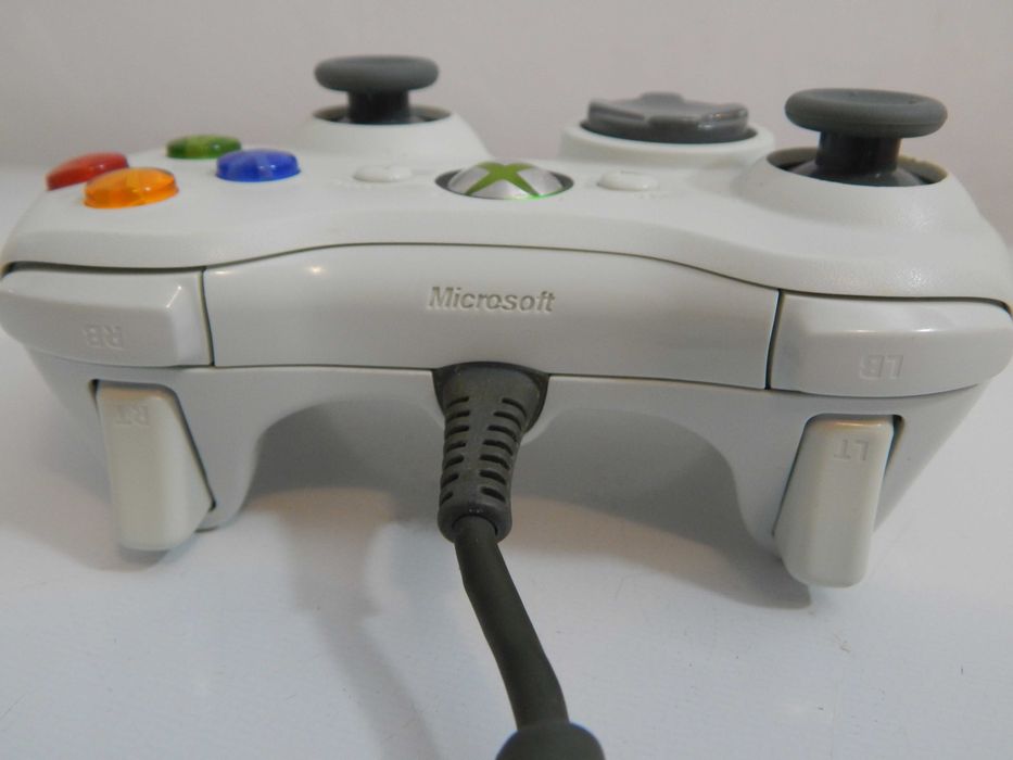 Oryginalny Biały White kontroler gamepad do Xbox 360 i PC Microsoft stan bardzo dobry