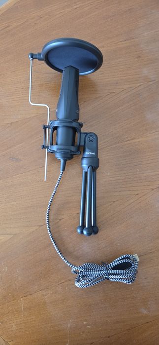 Microfone TRUST GXT 232 Mantis Streaming