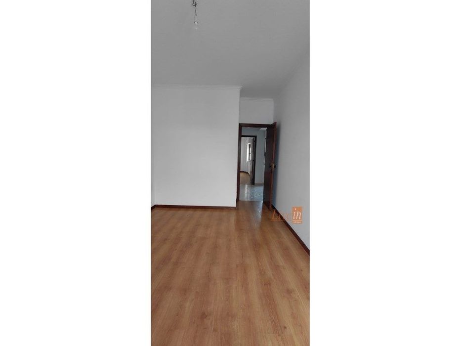 Apartamento T3 no Carregado