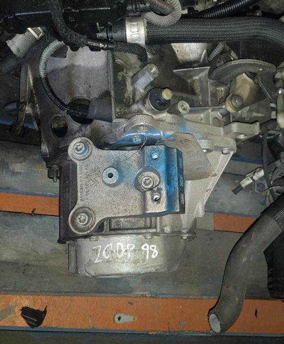 Caixa de Velocidades Peugeot 207/308/Partner/Citroen C3 1.6 Hdi Ref: 20DP98