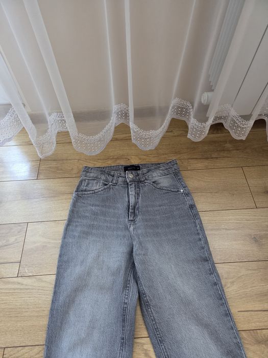 Spodnie jeansy Mohito rozmiar 34