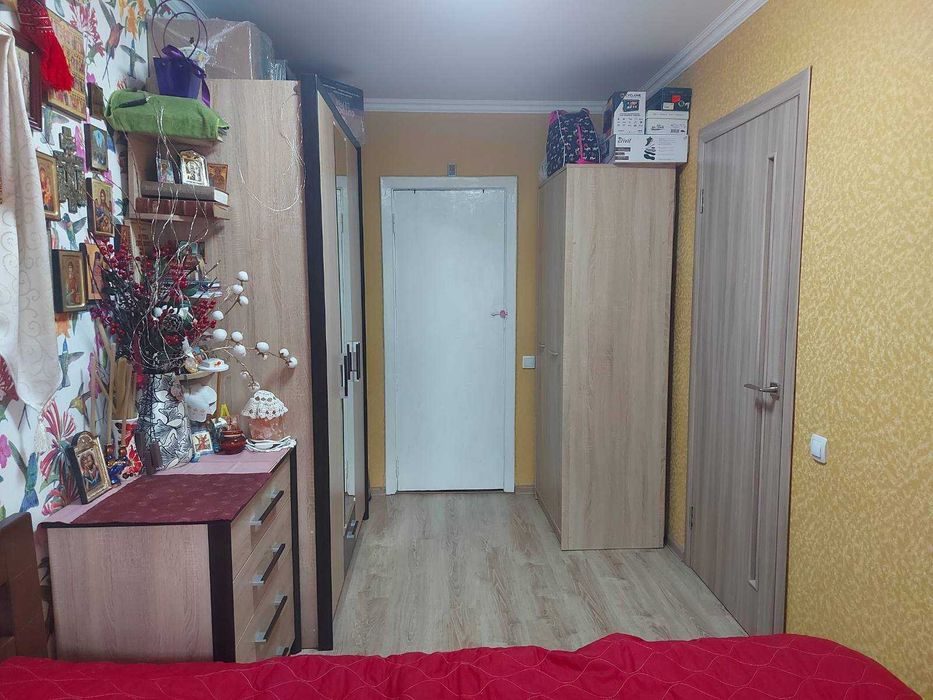 2к квартира з ремонтом. Цегляний будинок. 3-й пов. Вул. Макіївська, 2