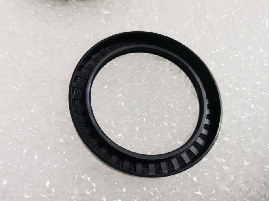 Uszczelka oleju KH1400 POLMOT URSUS 8014H, 9014H, 10014H, Valtra, MF