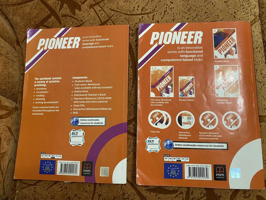 Pioneer student’s book + workbook