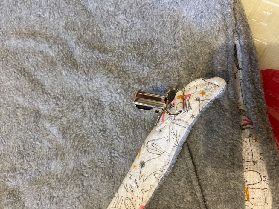 Накидка для годування дитини