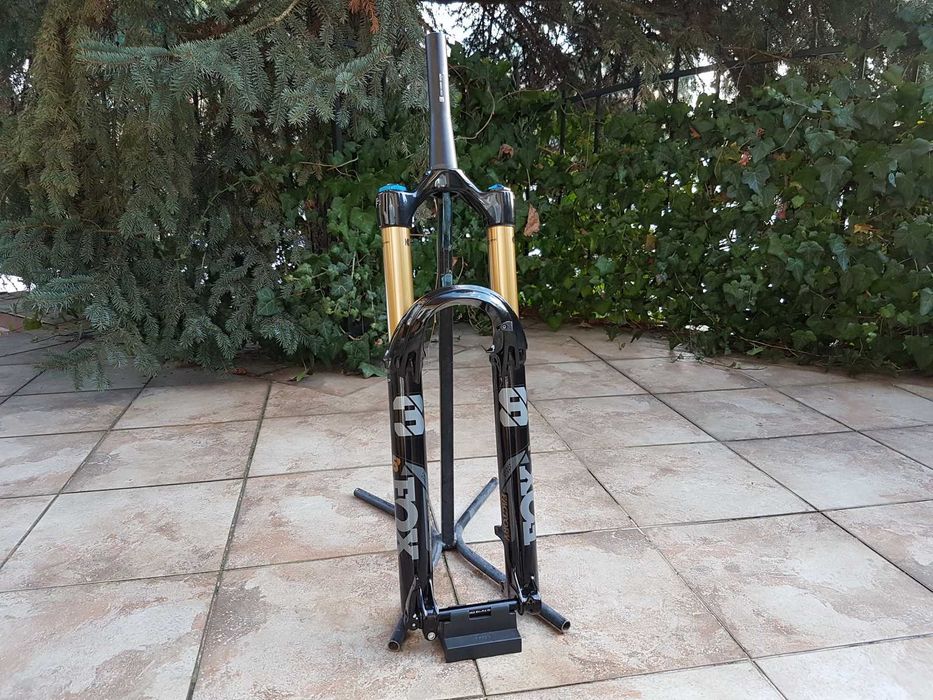 amortyzator 29" FOX Factory 38 Float, Kashima, skok 160, Boost, 44mm