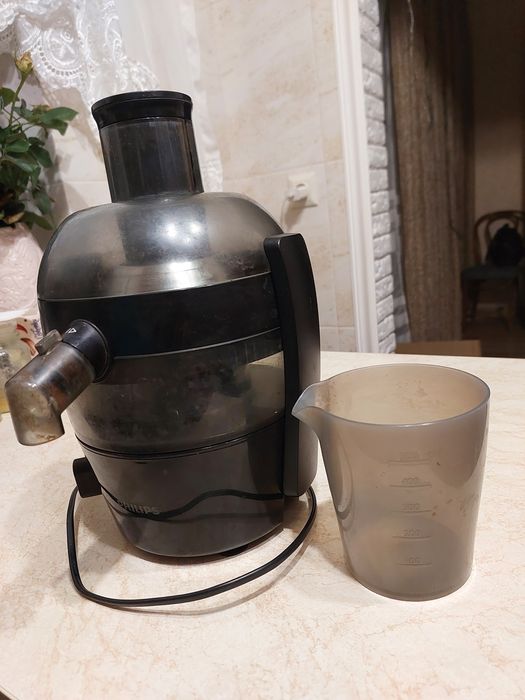 Продам    соковыжималку     Filipss.