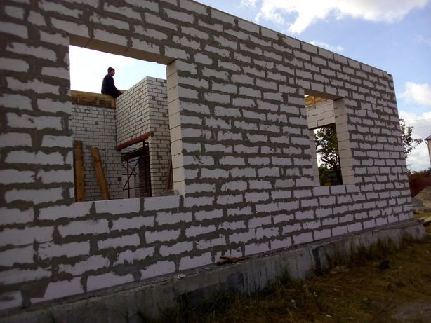 Каменщик выполнит работы