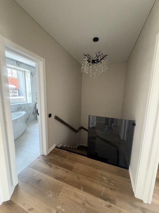 Таунхаус з балконом 100м2. Новий якісний ремонт. Газ