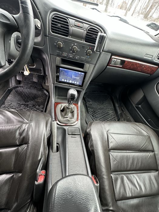 Продам Вольво V40 1,9 дизель