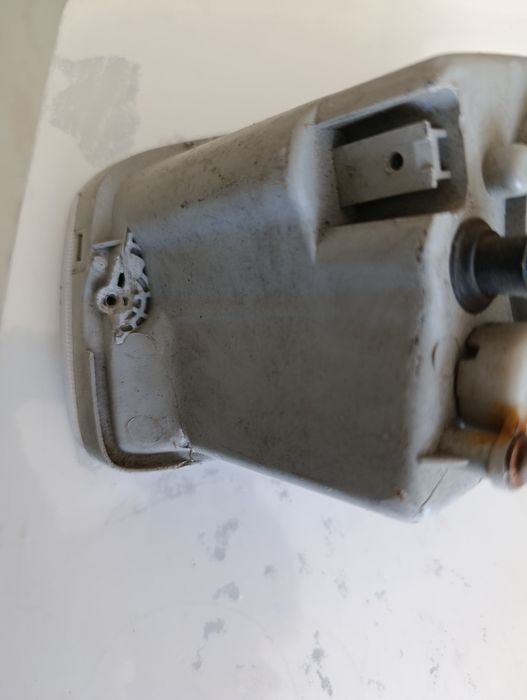 Протитуманка права на Hyundai Elantra 00-06