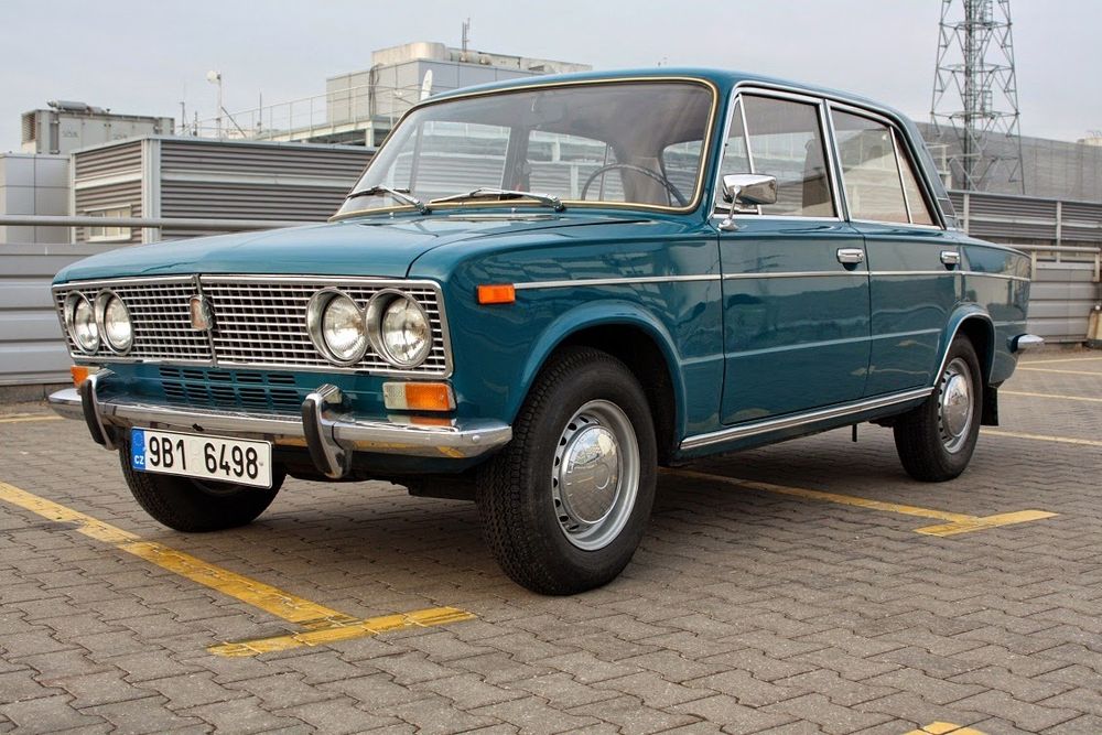 Wynajem Samochody PRL, Żuk, 125p, Polonez, 126p, Wartburg.