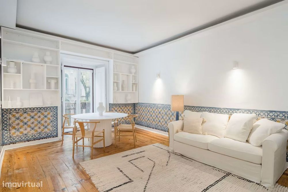 Apartamento T1 com 1 casa de banho na Estrela
