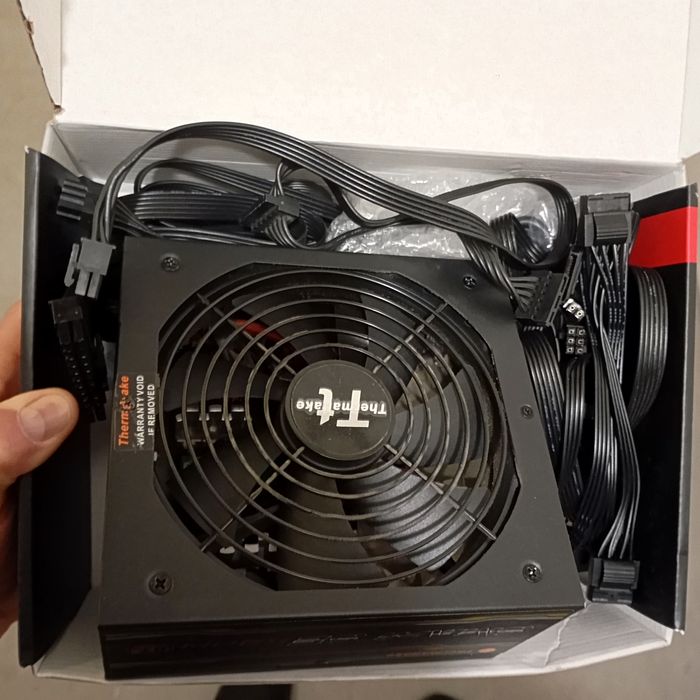 Sprzedam Zasilacz 530W do PC