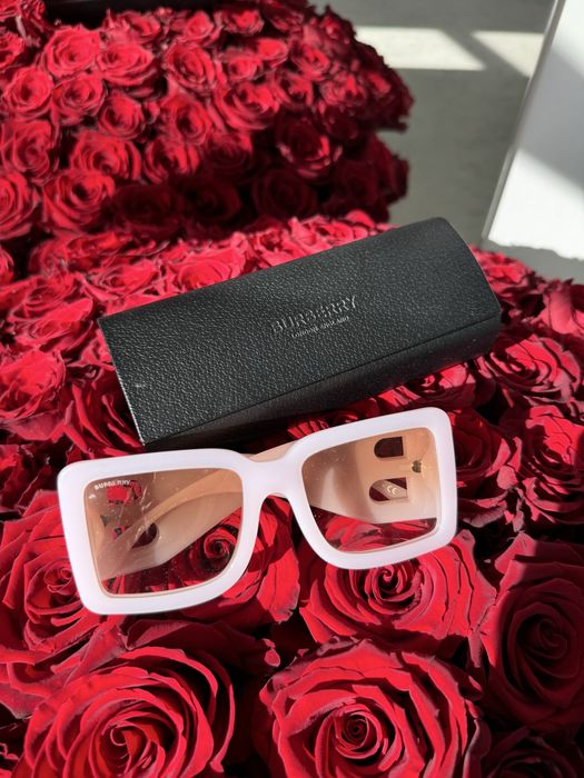 Сонцезахисні окуляри Burberry