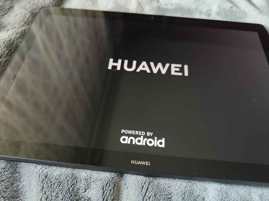 Tablet Huawei MediaPad T5 10,1" 4GB / 64GB czarny LTE