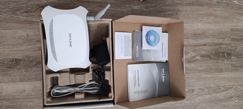 Router TP-Link impecável