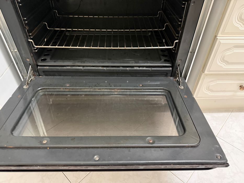 Fogão de 5 bocas há gás