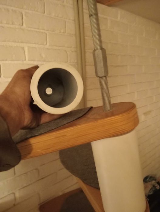 Schody kręcone prawie nowe