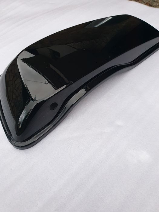 pokrywa kufra prawa OE Harley Touring, Electra, Road , Street do 2023