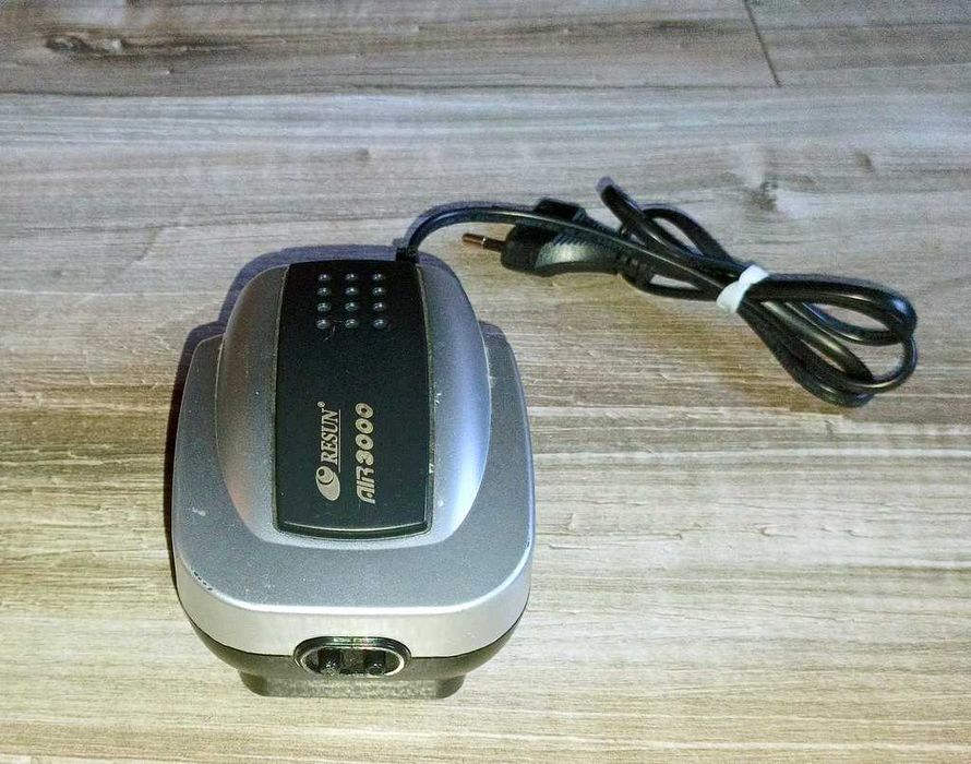 Pompka, brzęczyk, napowietrzacz do akwarium Resun 3000