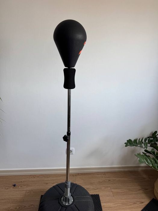 Saco de boxe  Universal (ajuste de altura