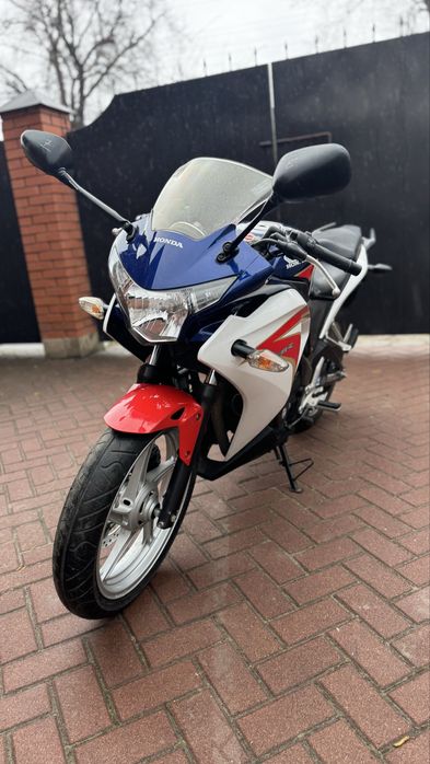 Honda CBR250R 2012 рік