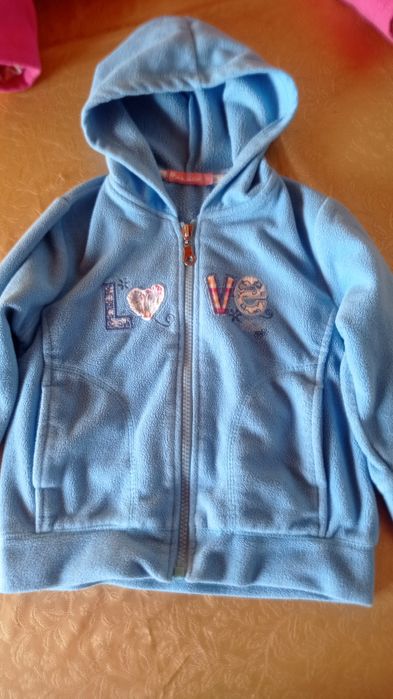 Bluzy polarowe (kurtki) 2 szt 86-92 dziewcz.